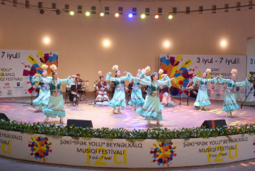 Şəki "İpək yolu" XII Beynəlxalq musiqi festivalı və Şəhər günü tədbiri